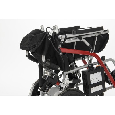 Alquiler de silla de ruedas eléctrica plegable super ligera con mando para el acompañante.