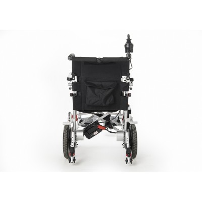 Alquiler de silla de ruedas eléctrica plegable super ligera con mando para el acompañante.